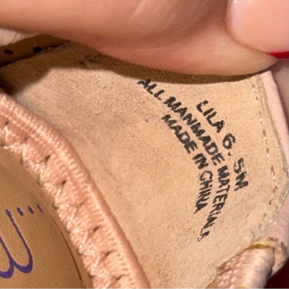 Me Too Light Pink Flats Size 6.5 - Picture 7 of 7